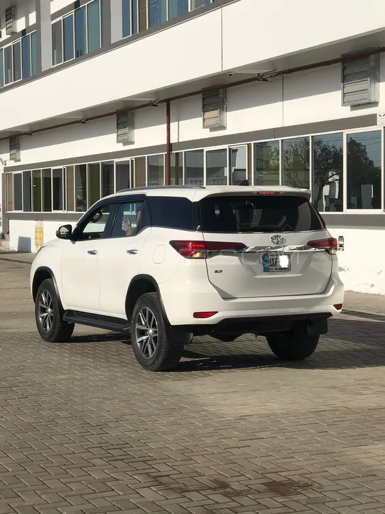 Toyota Fortuner 2018 for Sale in Daska Image-1
