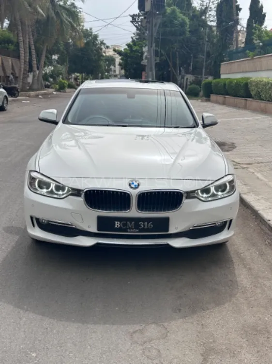 BMW 3 Series 2014 for Sale in Karachi Image-1