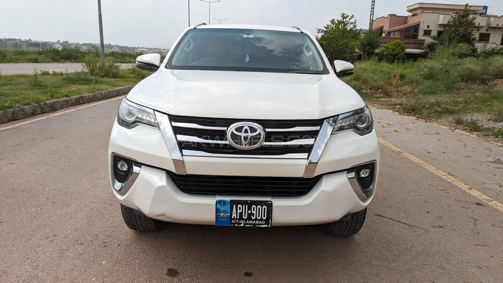 Toyota Fortuner 2019 for Sale in Islamabad Image-1