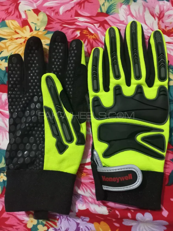 HEAVY BIKE GLOVES Image-1