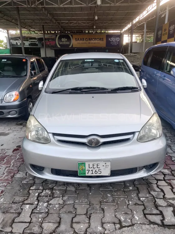 Toyota Platz 2003 for Sale in Lahore Image-1