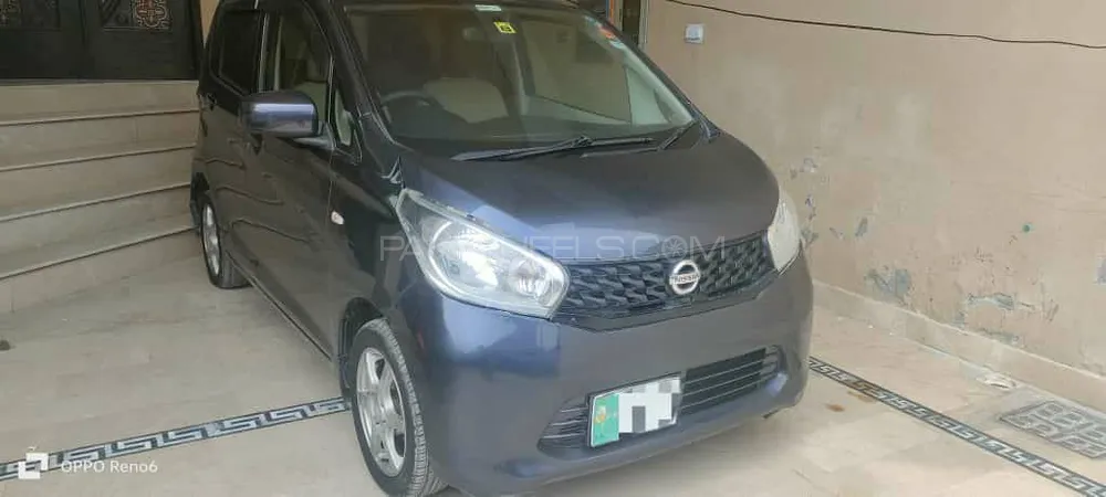 نسان ڈیز 2013 for Sale in فیصل آباد Image-1