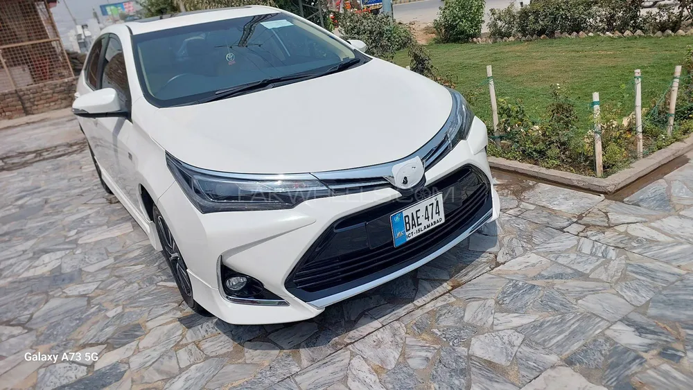 Toyota Corolla 2022 for Sale in Peshawar Image-1