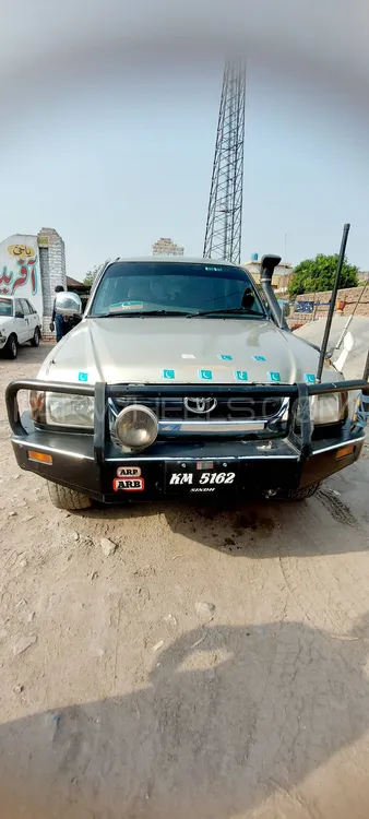 Toyota Hilux 2002 for Sale in Peshawar Image-1