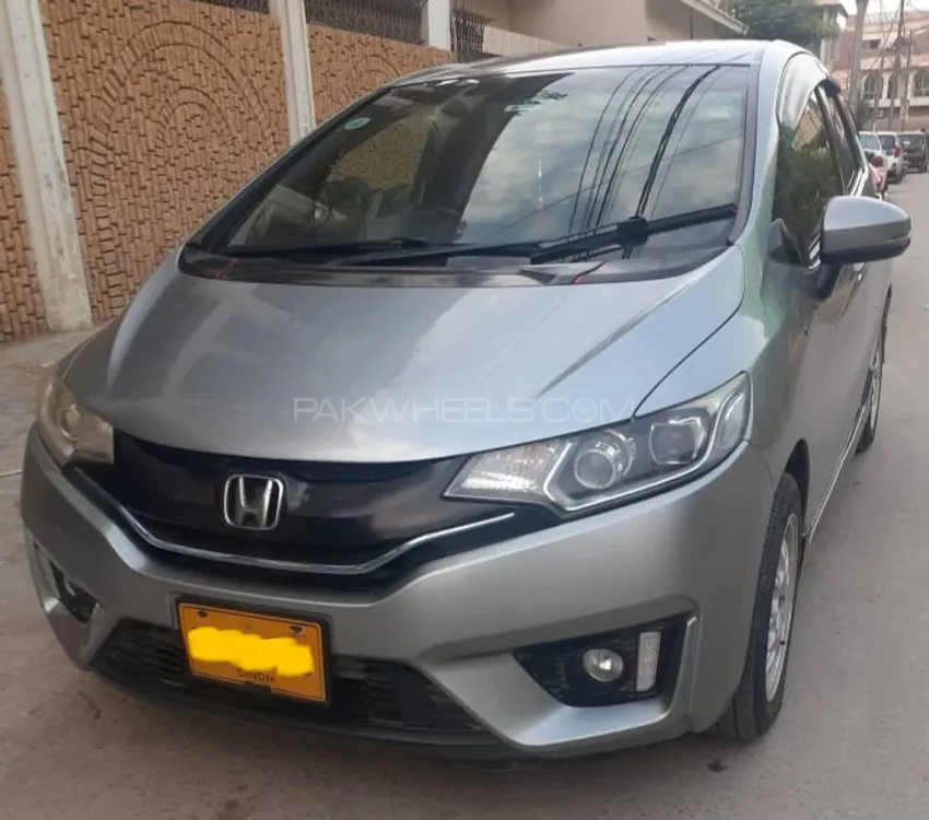 Honda Fit 2014 for Sale in Karachi Image-1