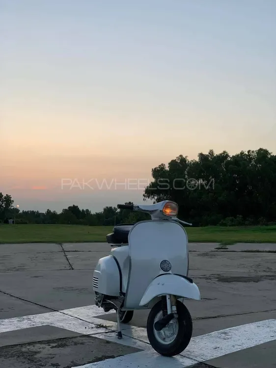 Vespa 150cc 1978 for Sale Image-1