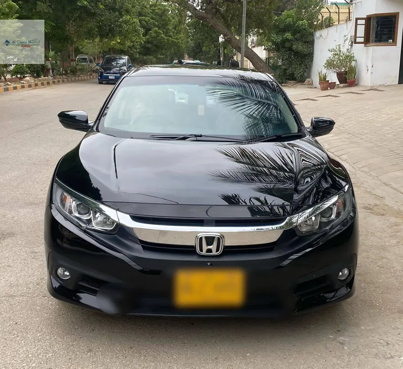 Honda Civic 2018 for Sale in Karachi Image-1