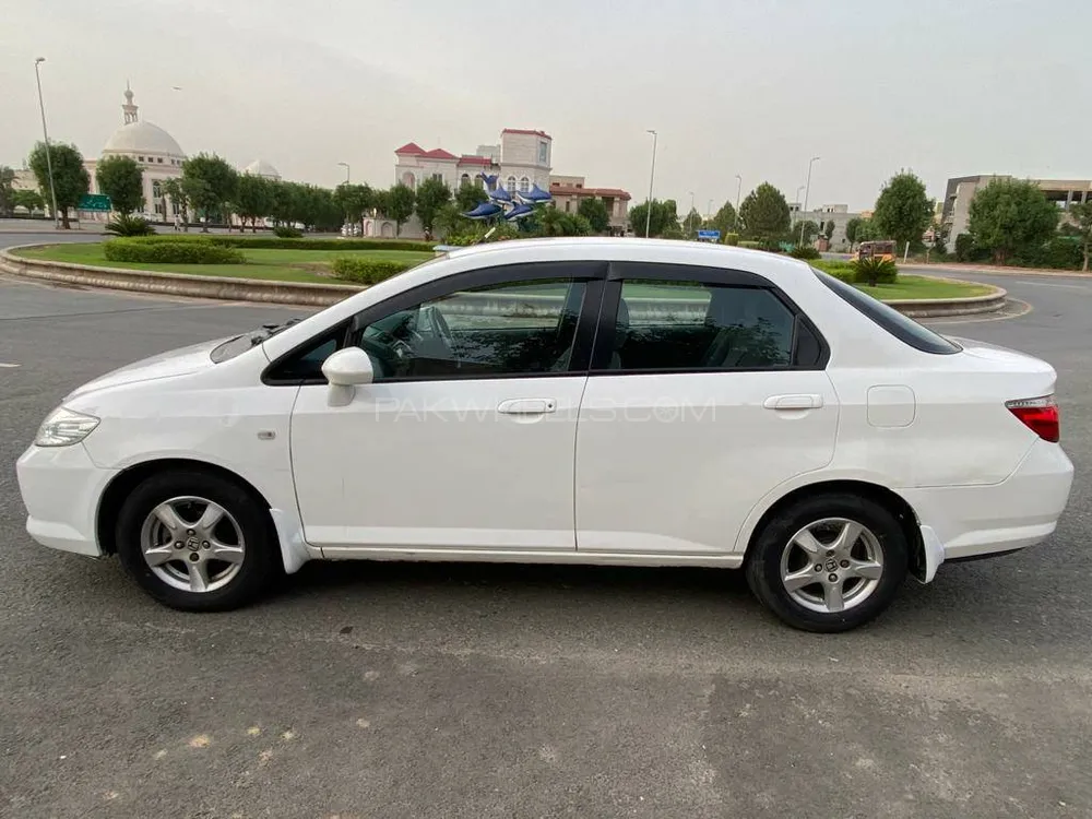 Honda Fit Aria 2006 for sale in Lahore