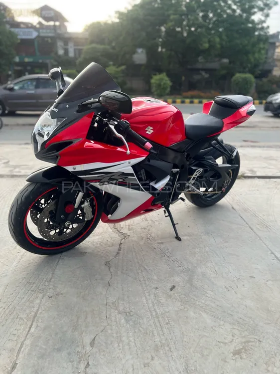 Suzuki gsxr cheap 600 olx