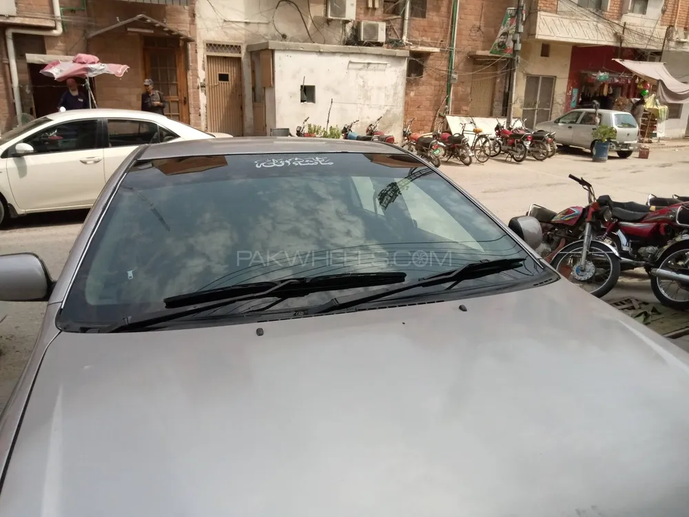 Toyota Corolla 2004 for Sale in Peshawar Image-1