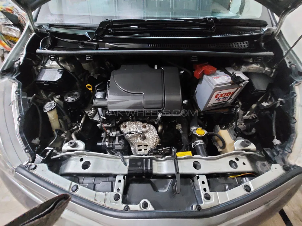 Toyota Vitz 2017 for Sale in Multan Image-1