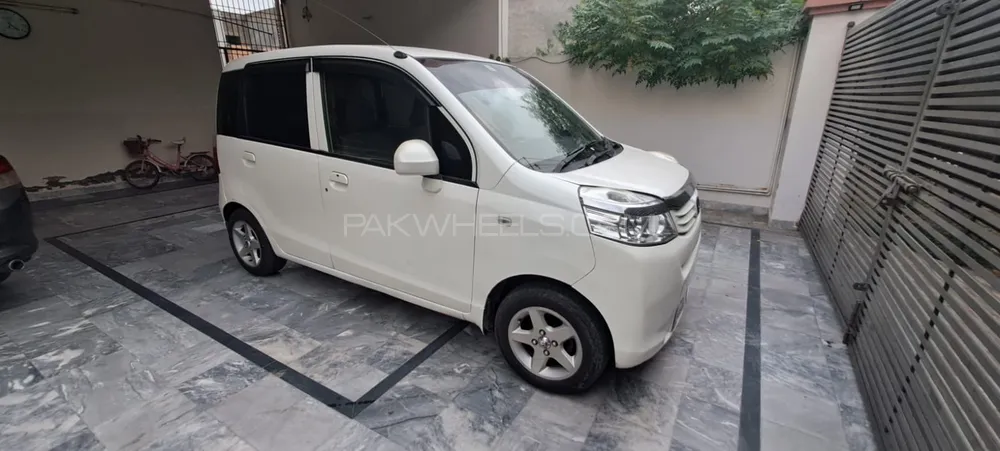 Honda Life 2013 for Sale in Lahore Image-1
