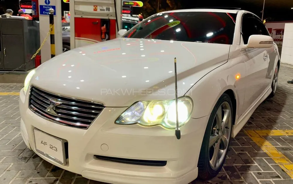 Toyota Mark X 2005 for Sale in Karachi Image-1