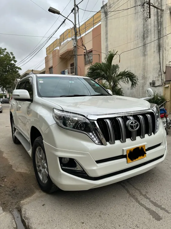 Toyota Prado 2012 for Sale in Karachi Image-1