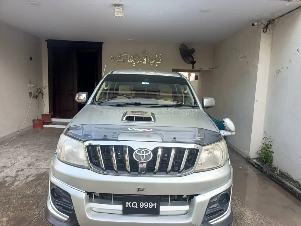 Toyota Hilux 2006 for Sale in Lahore Image-1