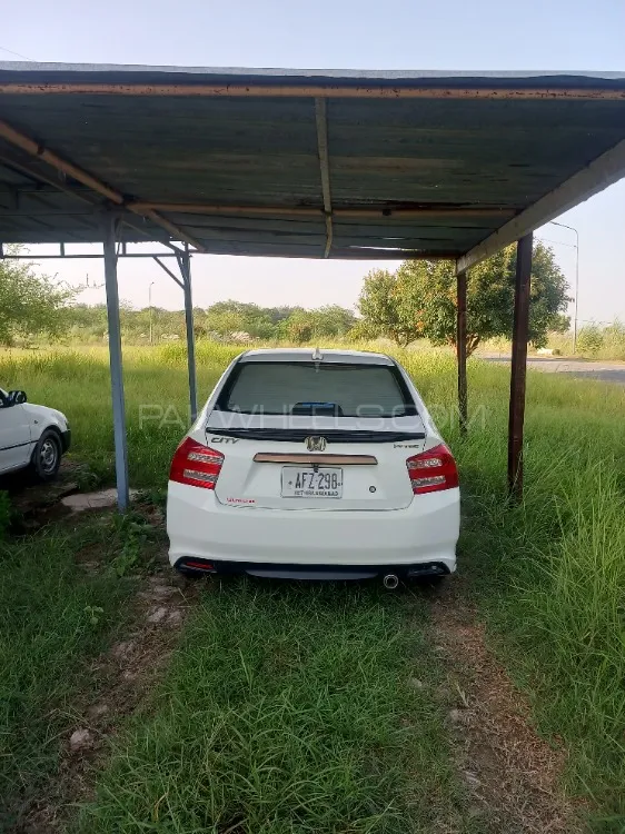 Honda City 2017 for Sale in Faisalabad Image-1