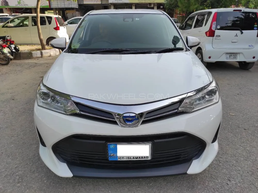 Toyota Corolla Fielder 2017 for Sale in Islamabad Image-1
