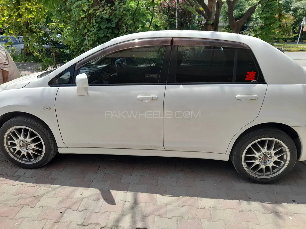 Nissan Tiida 2007 for Sale in Haripur Image-1