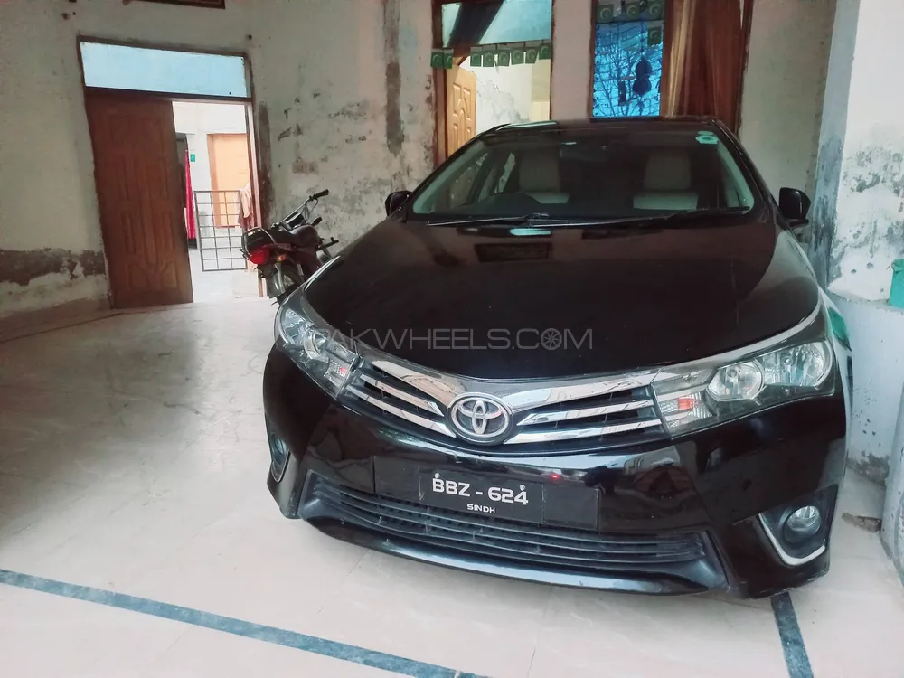 Toyota Corolla 2014 for Sale in Pak pattan sharif Image-1