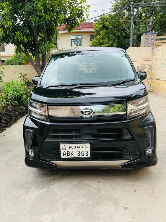 Daihatsu Move 2017 for Sale in Lahore Image-1