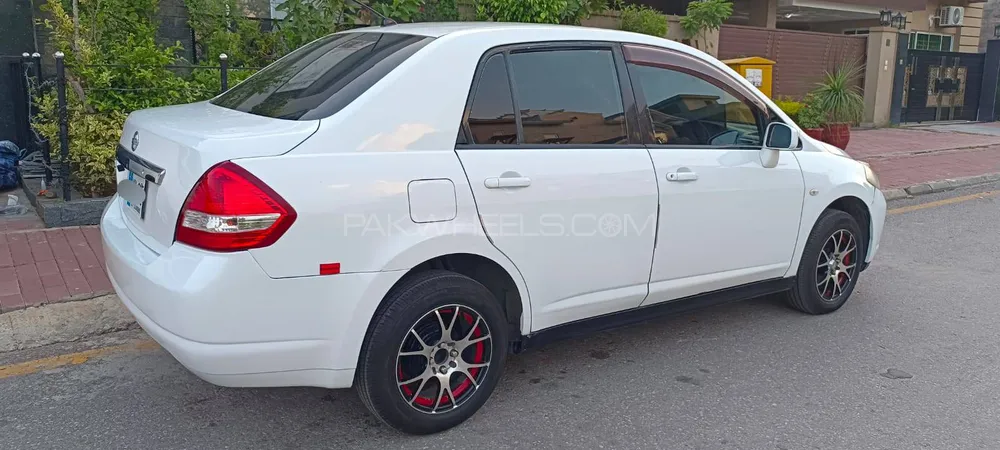 Nissan Tiida 2007 for Sale in Rawalpindi Image-1