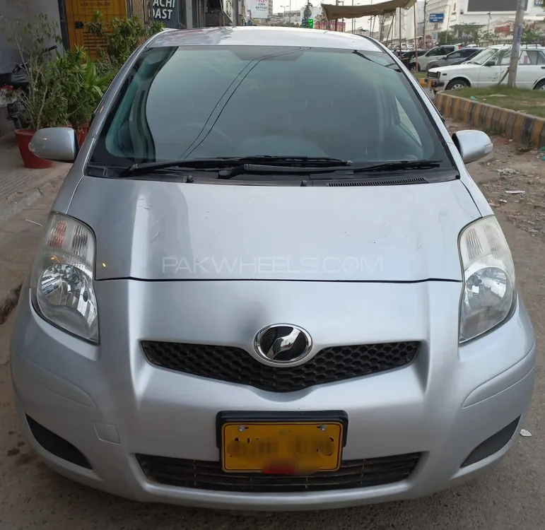 Toyota Vitz 2007 for Sale in Karachi Image-1