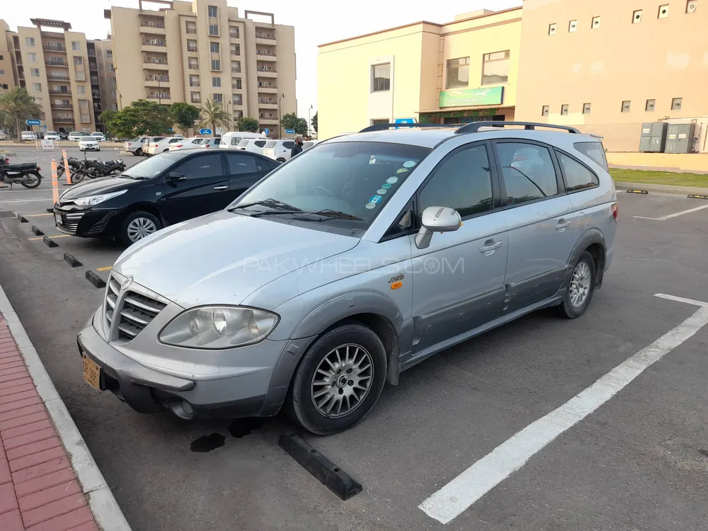 SsangYong Stavic 2006 for Sale in Karachi Image-1