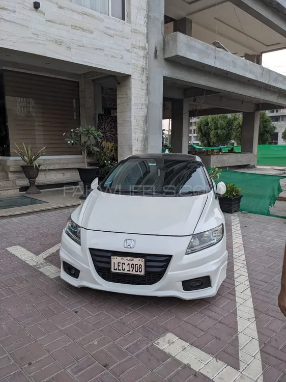 Honda CR-Z 2011 for Sale in Lahore Image-1