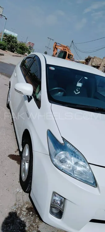 Toyota Prius 2009 for Sale in Peshawar Image-1