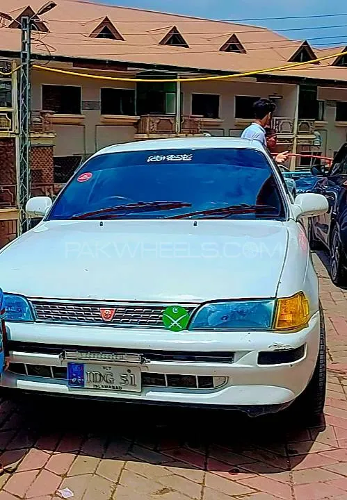 Toyota Corolla 2004 for Sale in Peshawar Image-1
