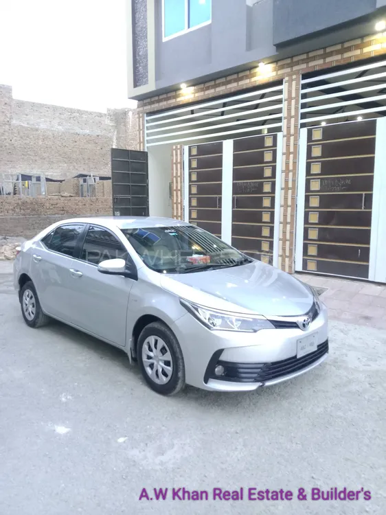 Toyota Corolla 2016 for Sale in Peshawar Image-1