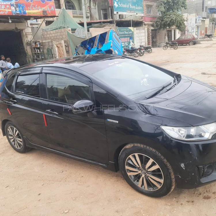Honda Fit 2014 for Sale in Karachi Image-1