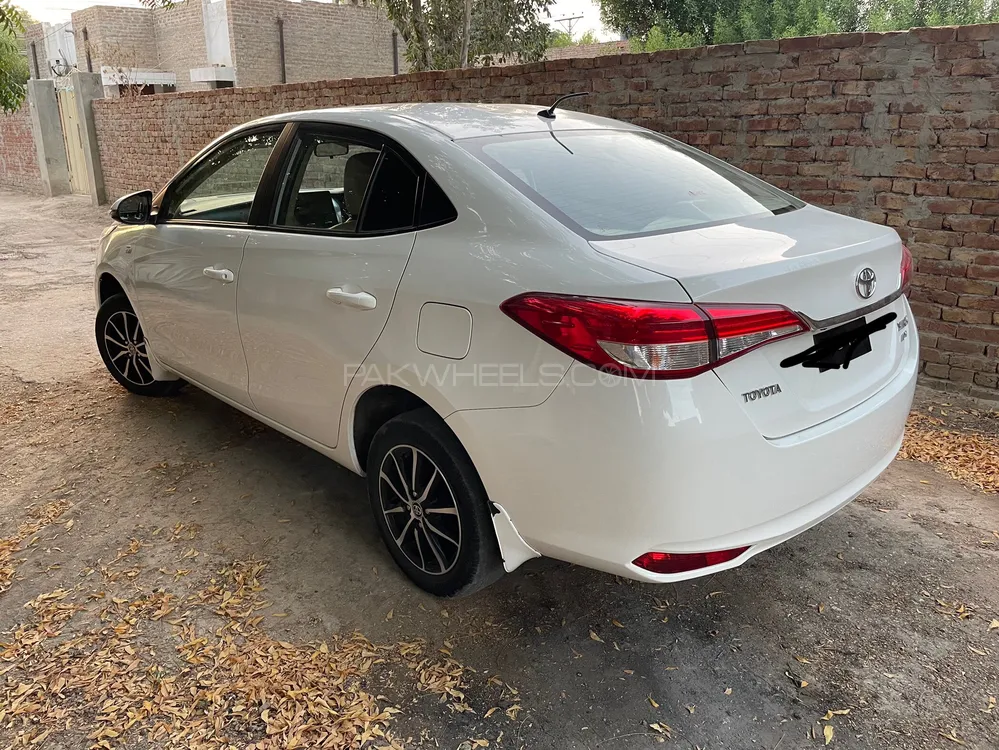 ٹویوٹا یارس سیڈان 2021 for Sale in رحیم یار خان Image-1