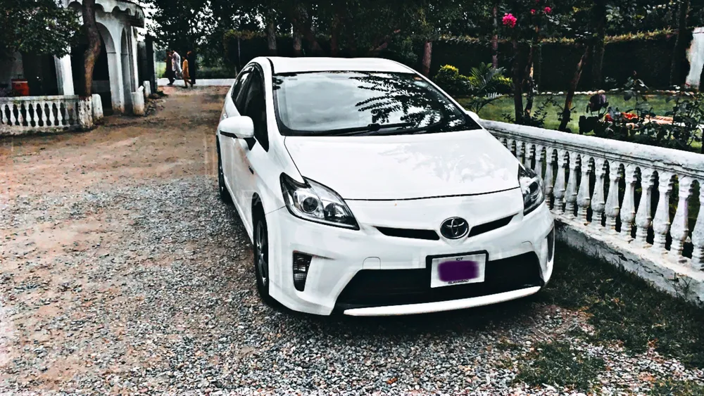 Toyota Prius 2015 for Sale in Islamabad Image-1