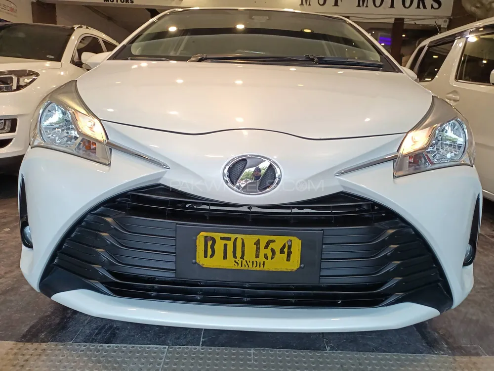 Toyota Vitz F Safety 1.0 2018 for sale in Karachi | PakWheels