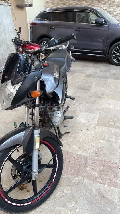 Yamaha YBR 125 2015 for Sale Image-1