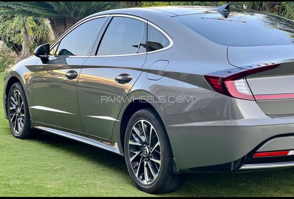 Hyundai Sonata 2023 for Sale in Multan Image-1