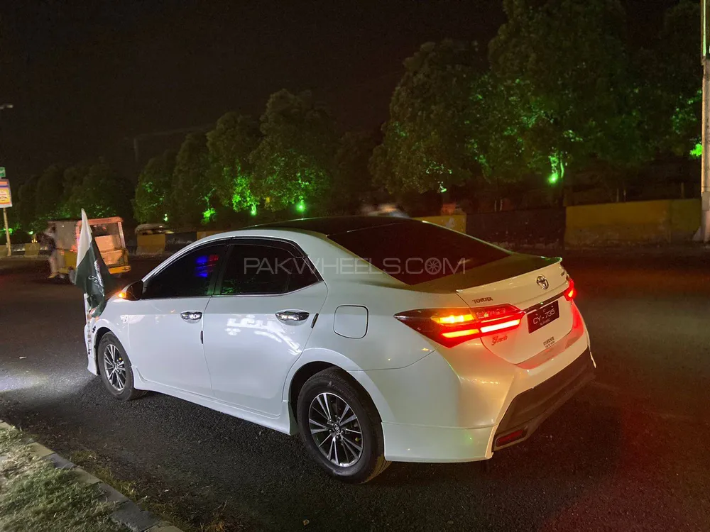 Toyota Corolla 2014 for Sale in Nowshera Image-1