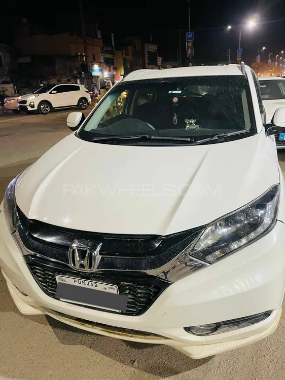 Honda Vezel 2014 for Sale in Sialkot Image-1