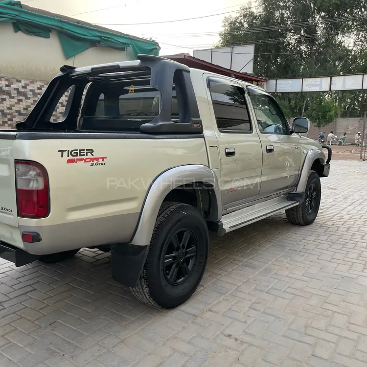 Toyota Hilux 2002 for Sale in Bahawalpur Toyota Hilux 2002 for Sale in Bahawalpur Image-7