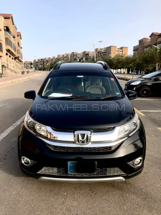 Honda BR-V 2018 for Sale in Islamabad Image-1