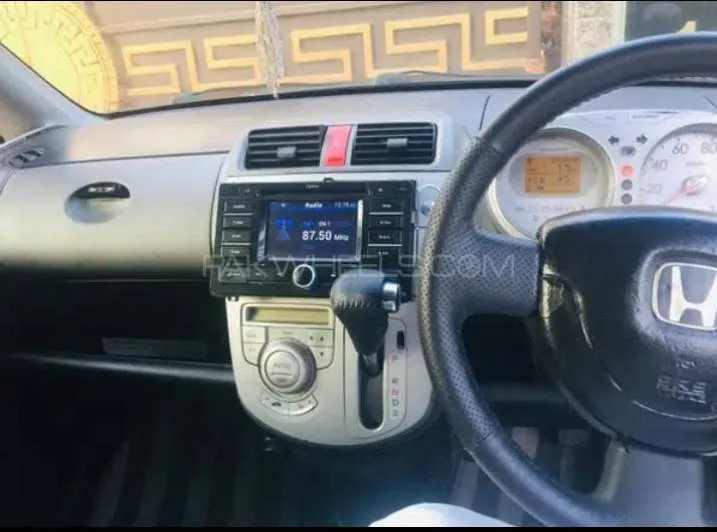 Honda Life 2011 for Sale in Lahore Image-1