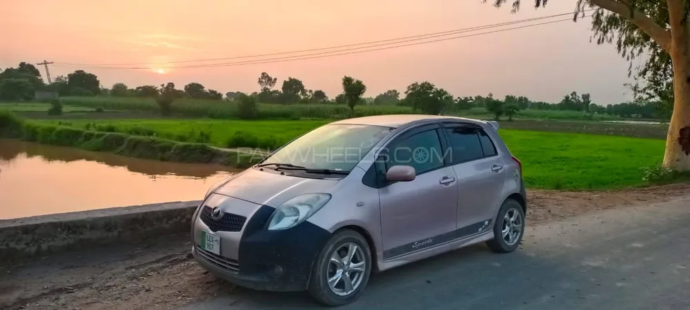 Toyota Vitz 2006 for Sale in Gujrat Image-1