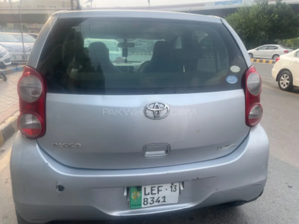 Toyota Passo 2010 for Sale in Lahore Image-1