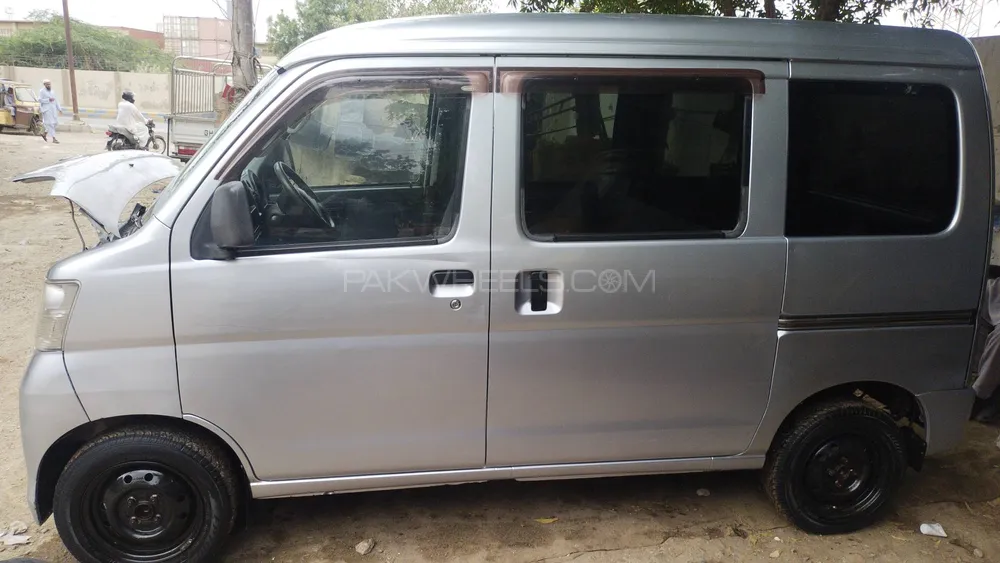 Daihatsu Hijet 2013 for Sale in Karachi Image-1