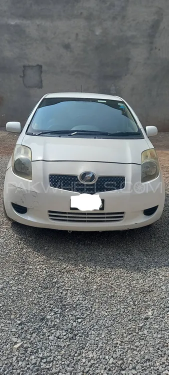 Toyota Vitz 2007 for Sale in Peshawar Image-1