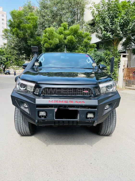 Toyota Hilux 2019 for Sale in Karachi Image-1