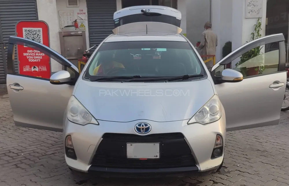 Toyota Aqua 2014 for Sale in Islamabad Image-1
