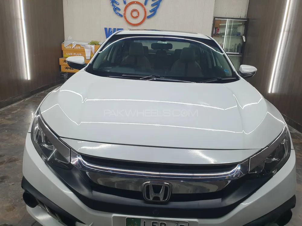 Honda Civic Oriel 1.8 i-VTEC CVT 2017 for sale in Lahore | PakWheels