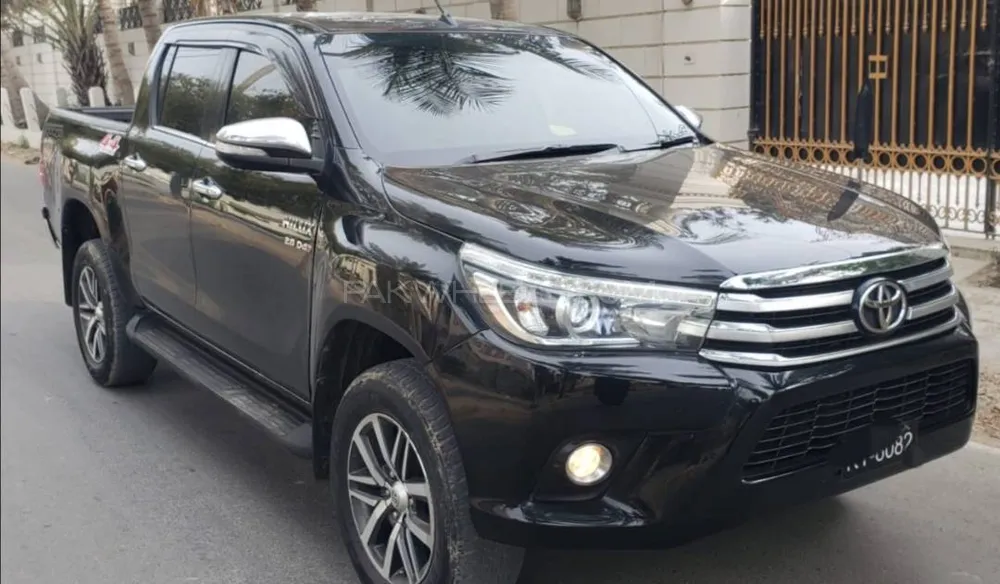 Toyota Hilux 2019 for Sale in Karachi Image-1